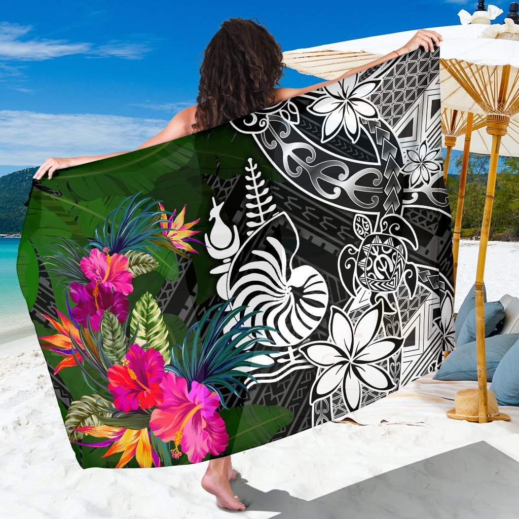 New Caledonia Sarong - Turtle Plumeria Banana Leaf Sarong One Size Black - Polynesian Pride