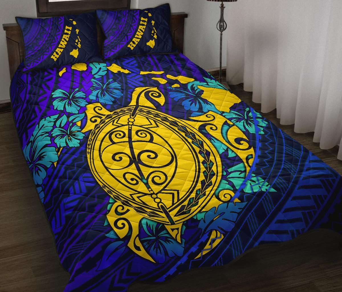 Hawaii Polynesian Quilt Bed Set - Hawaii Yellow Sea Turtle Map & Torquoise Hibiscus Blue - Polynesian Pride