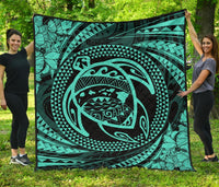 Hawaiian Kanaka Honu Hibiscus Tornando Turquoise Polynesian Premium Quilt Turquoise - Polynesian Pride