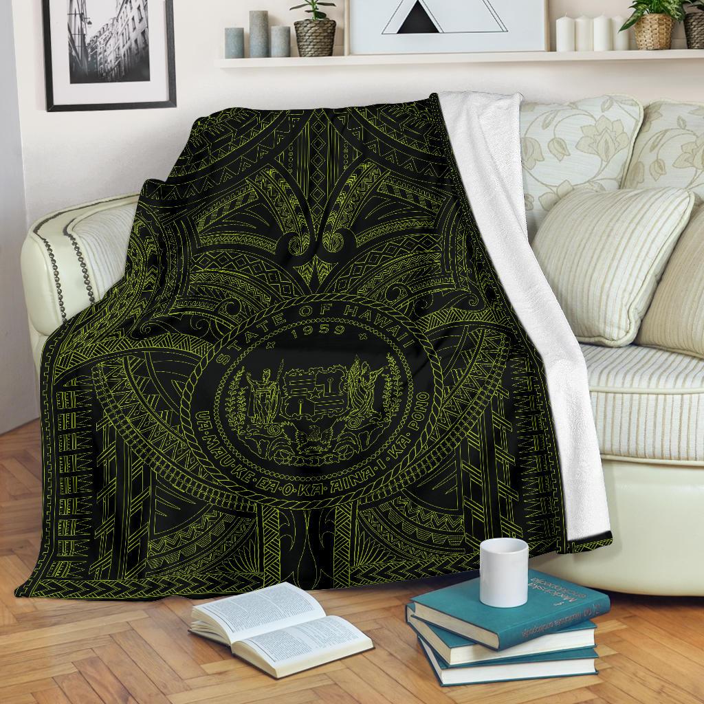 Hawaii Blankets - Polynesian Tattoo & Coat Of Arm Hawaii White - Polynesian Pride