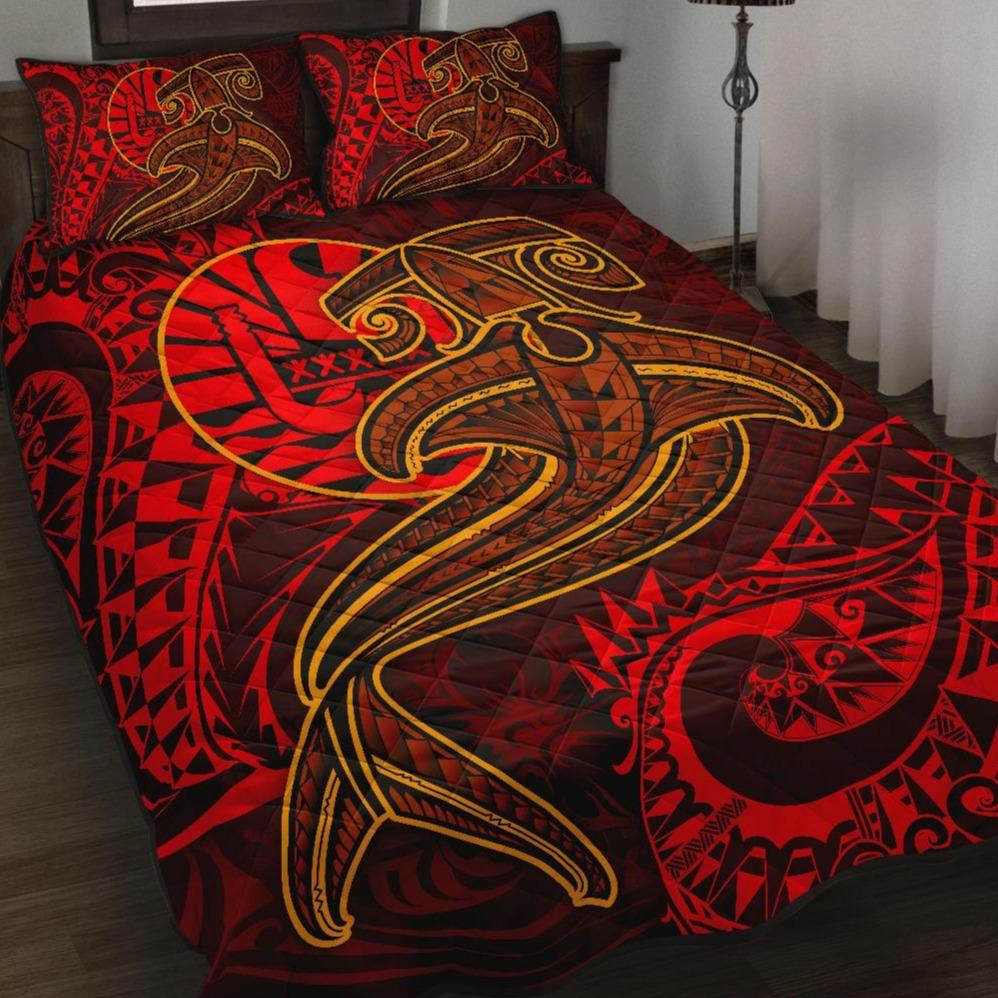 Tahiti Quilt Bed Set - Red Shark Polynesian Tattoo Red - Polynesian Pride