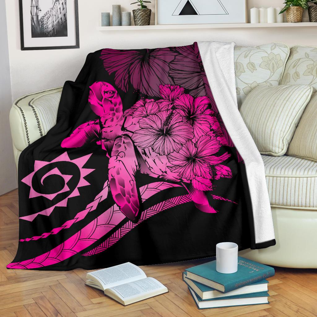 Hawaii Turtle Hibiscus Polynesian Vintage Premium Blanket - Pink White - Polynesian Pride