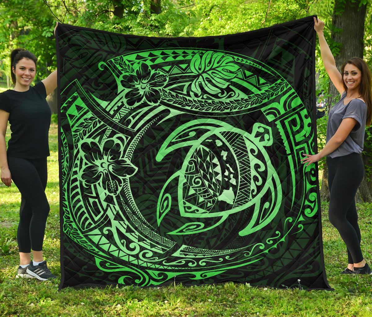 Hawaiian Turtle Polynesian Green Premium Quilt Green - Polynesian Pride