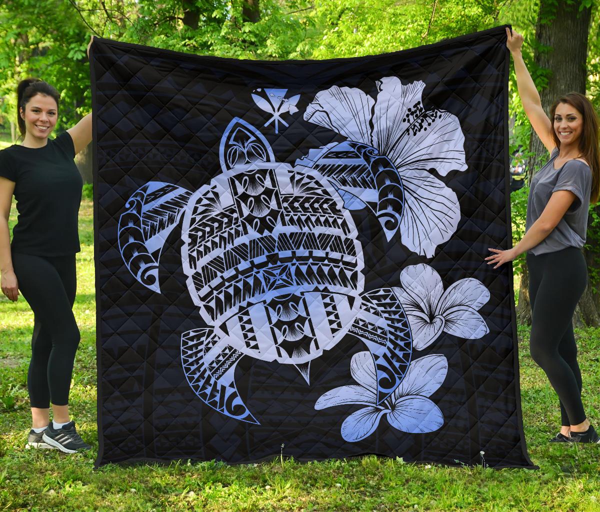 Hawaiian Kanaka Hibiscus Plumeria Mix Polynesian Turtle Premium Quilt Blue AH Blue - Polynesian Pride