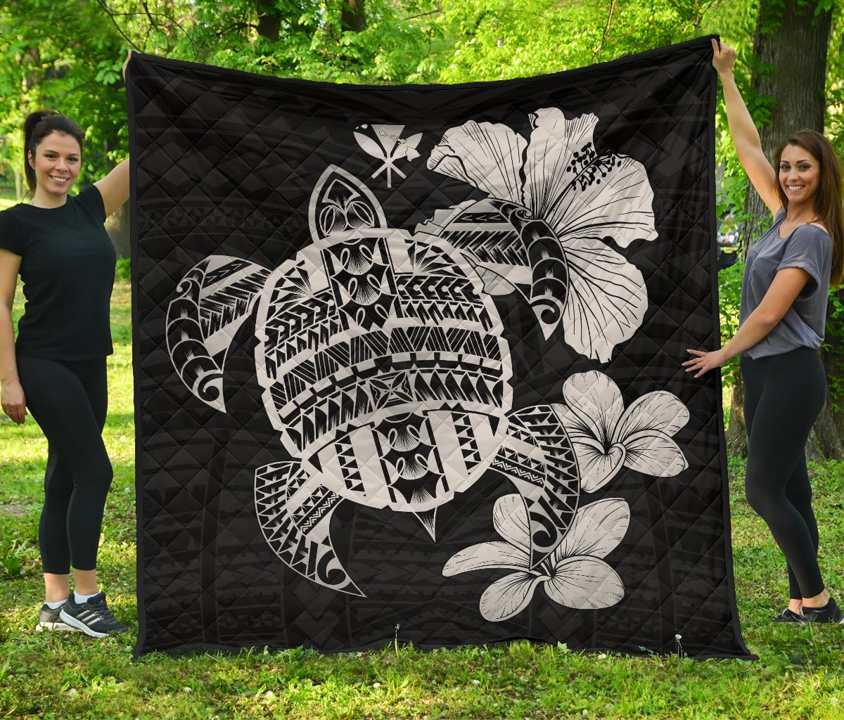Hawaiian Kanaka Hibiscus Plumeria Mix Polynesian Turtle Premium Quilt Gray AH Gray - Polynesian Pride