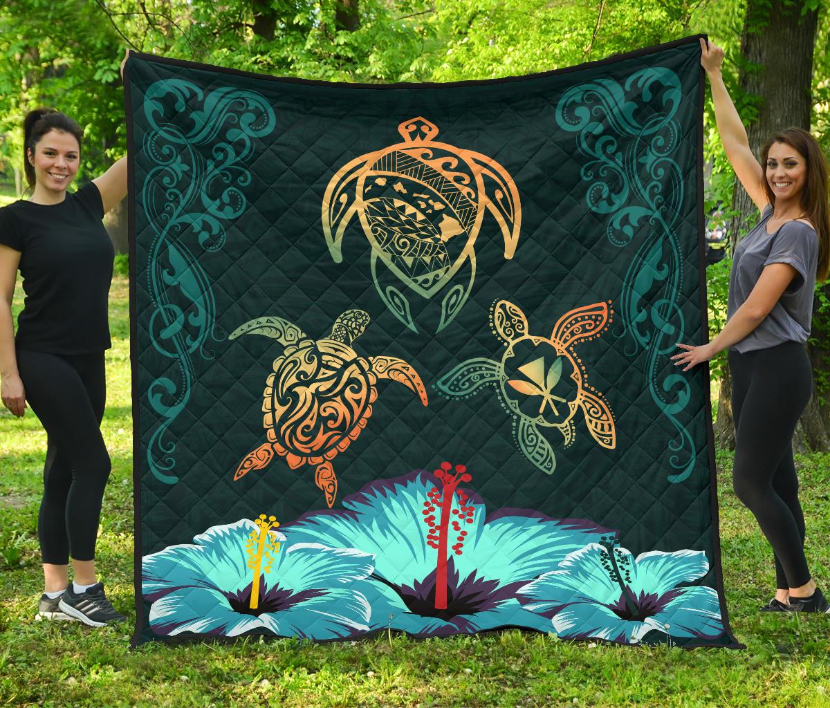 Hawaii Map Turtle Hibiscus Polynesian Luxury Premium Quilt - Honu Ohana Green - Polynesian Pride