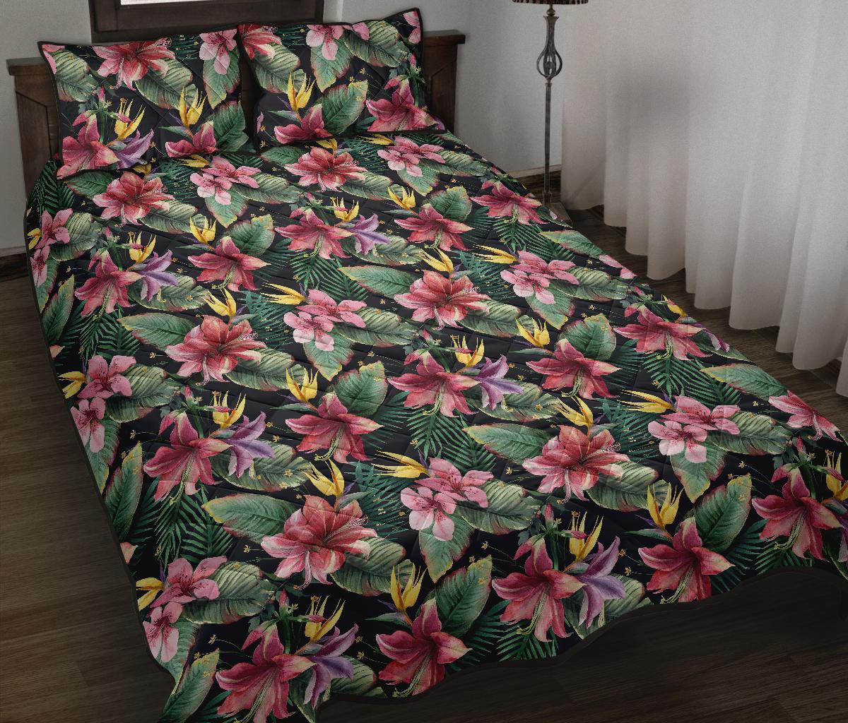 Hawaii Quilt Bed Set Tropical Flowers Palm And Leaves AH Black - Polynesian Pride