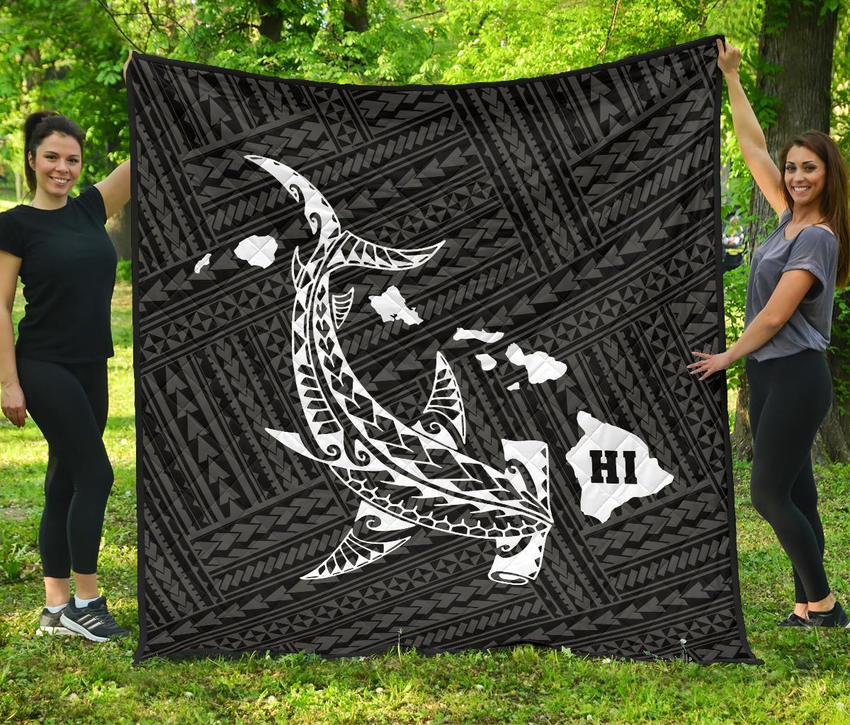 Hawaii Shark White Polynesian Premium Quilt White - Polynesian Pride