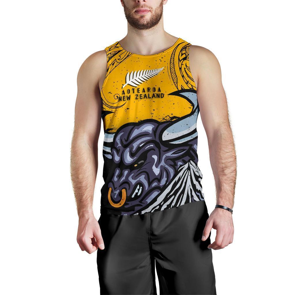 New Zealand Maori Men Tank Top Taranaki Bull Yellow - Polynesian Pride