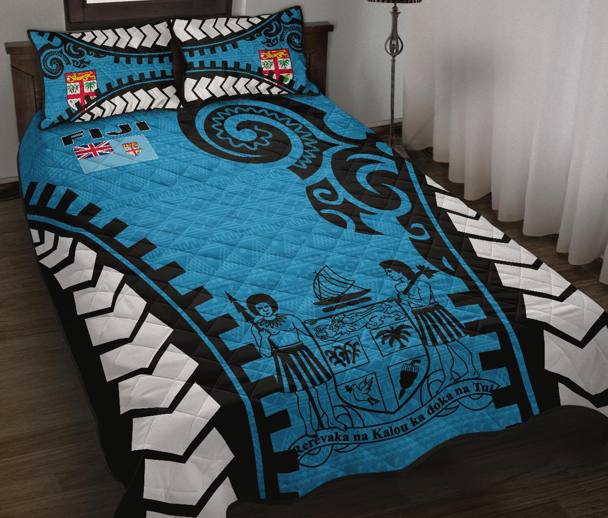 Fiji Quilt Bed Set - Fiji Flag Coat Of Arms Polynesian Warrior Style Blue - Polynesian Pride