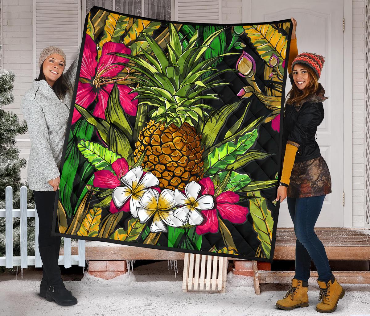 Hawaii Tropical Flowers Pineapple Premium Quilt - Polynesian Pride