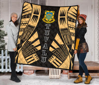 Tuvalu Premium Quilt - Tuvalu Coat Of Arms Polynesian Gold Tattoo - Polynesian Pride