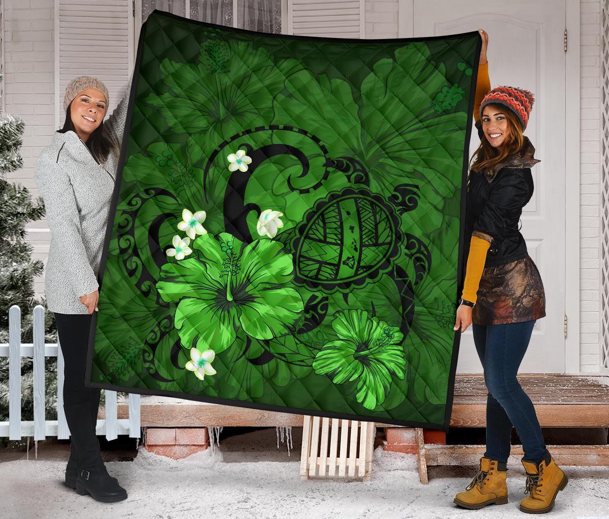 Hawaii Turtle Poly Tribal Green Premium Quilt - Polynesian Pride