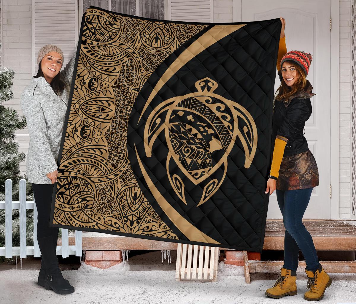 Hawaii Turtle Map Polynesian Premium Quilt - Gold - Circle Style - Polynesian Pride