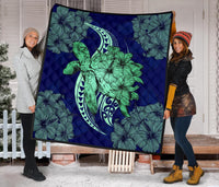 Hawaii Polynesian Turtle Hibiscus Premium Quilt - Green - Polynesian Pride