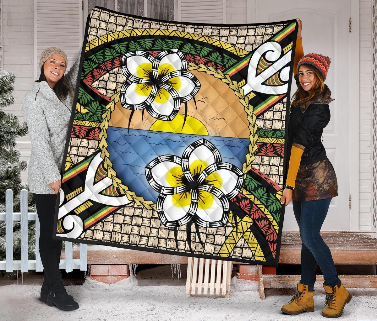 Hawaii Plumeria Pattern Limited Premium Quilt Gold - Polynesian Pride