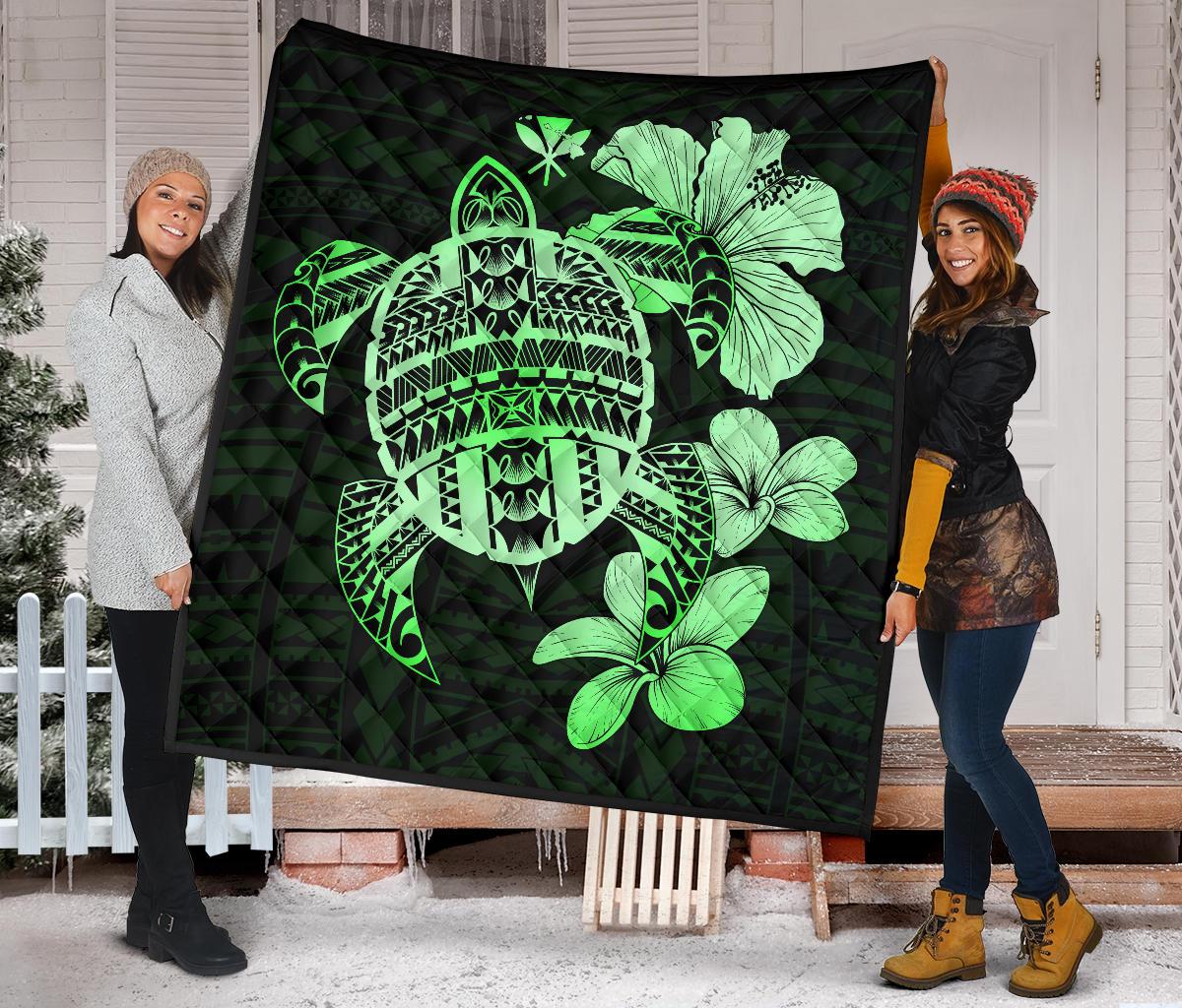Hawaiian Kanaka Hibiscus Plumeria Mix Polynesian Turtle Premium Quilt Green AH - Polynesian Pride