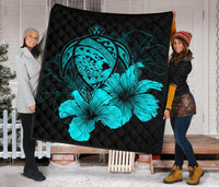 Hawaii Hibiscus Premium Quilt - Turtle Map - Turquoise - Polynesian Pride