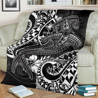 Guam Polynesian Premium Blanket - White Shark Polynesian Tattoo - Polynesian Pride