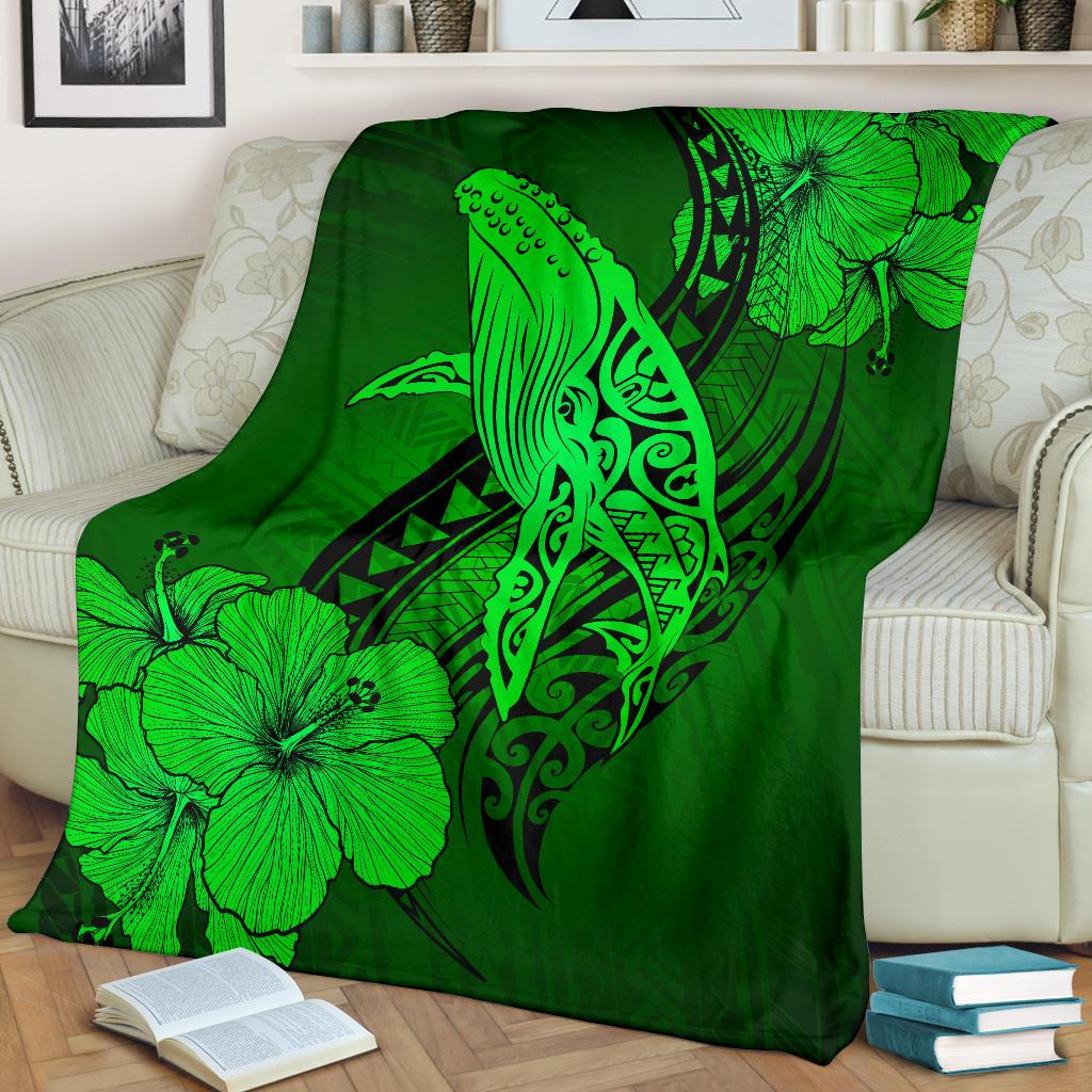 Hawaii Whale Swim Poly Green Premium Blanket - Polynesian Pride