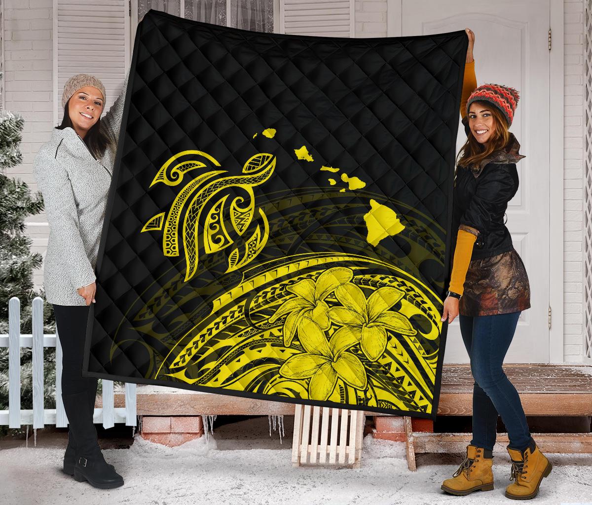 Hawaii Map Plumeria Polynesian Yellow Premium Quilt - Polynesian Pride