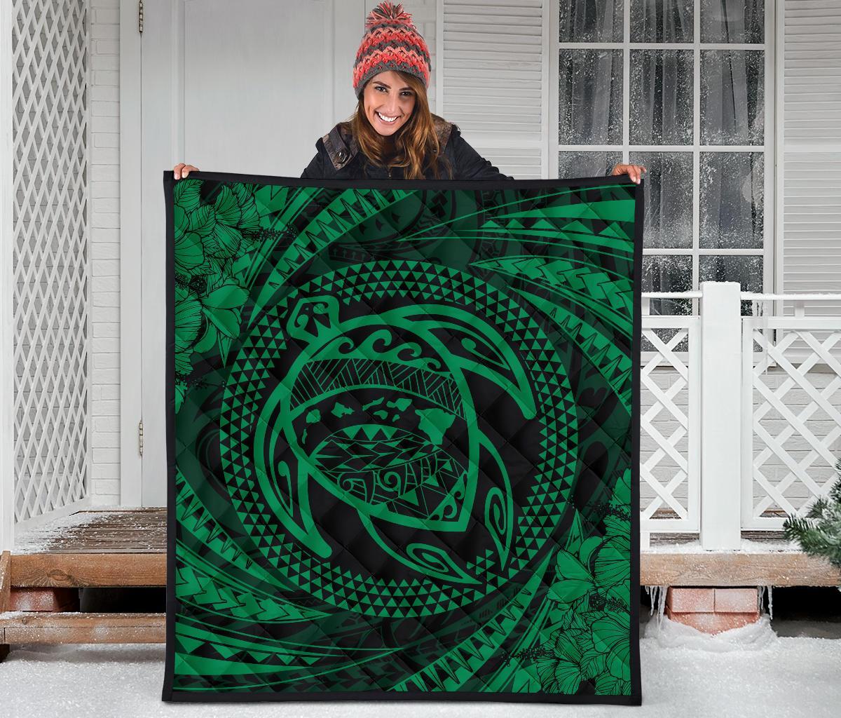 Hawaiian Kanaka Honu Hibiscus Tornando Green Polynesian Premium Quilt - Polynesian Pride