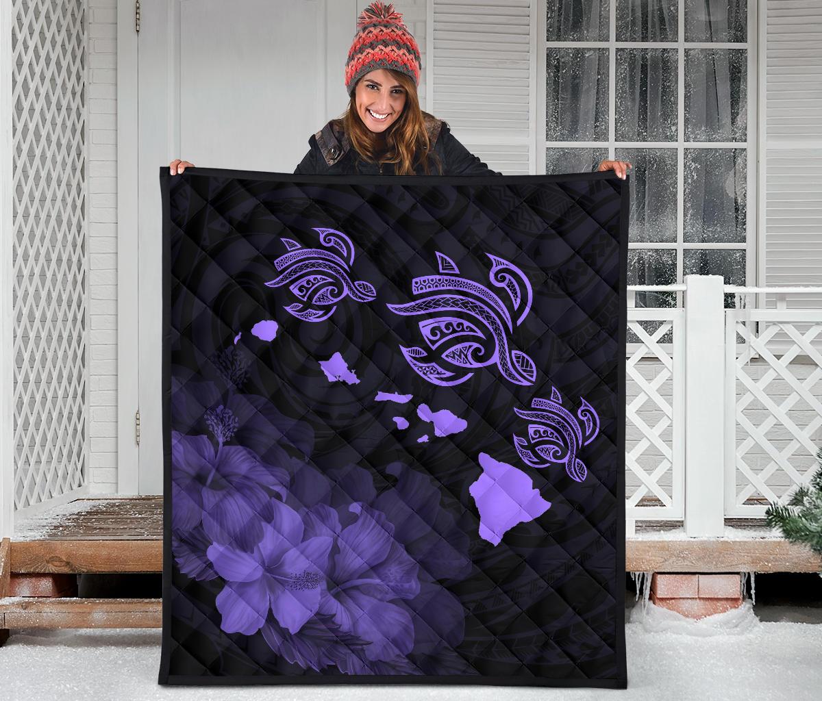 Hawaii Hibiscus Map Polynesian Ancient Turtle Purple Premium Quilt - Polynesian Pride