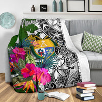 Nauru Premium Blanket White - Turtle Plumeria Banana Leaf Crest - Polynesian Pride