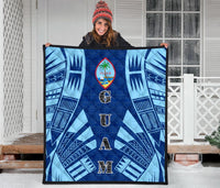 Guam Premium Quilt - Guam Coat Of Arms Polynesian Pale Blue Tattoo - Polynesian Pride