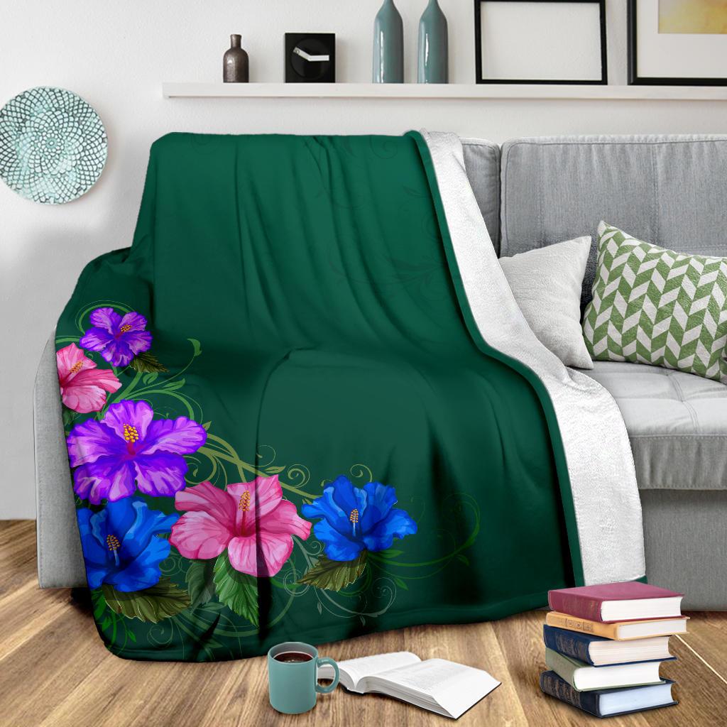 Only Hibiscus Premium Blanket - Polynesian Pride