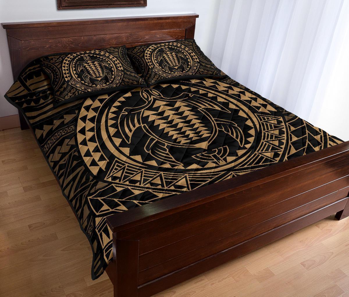 Hawaiian Kakau Honu Arc Gold Polynesian Quilt Bed Set - Polynesian Pride
