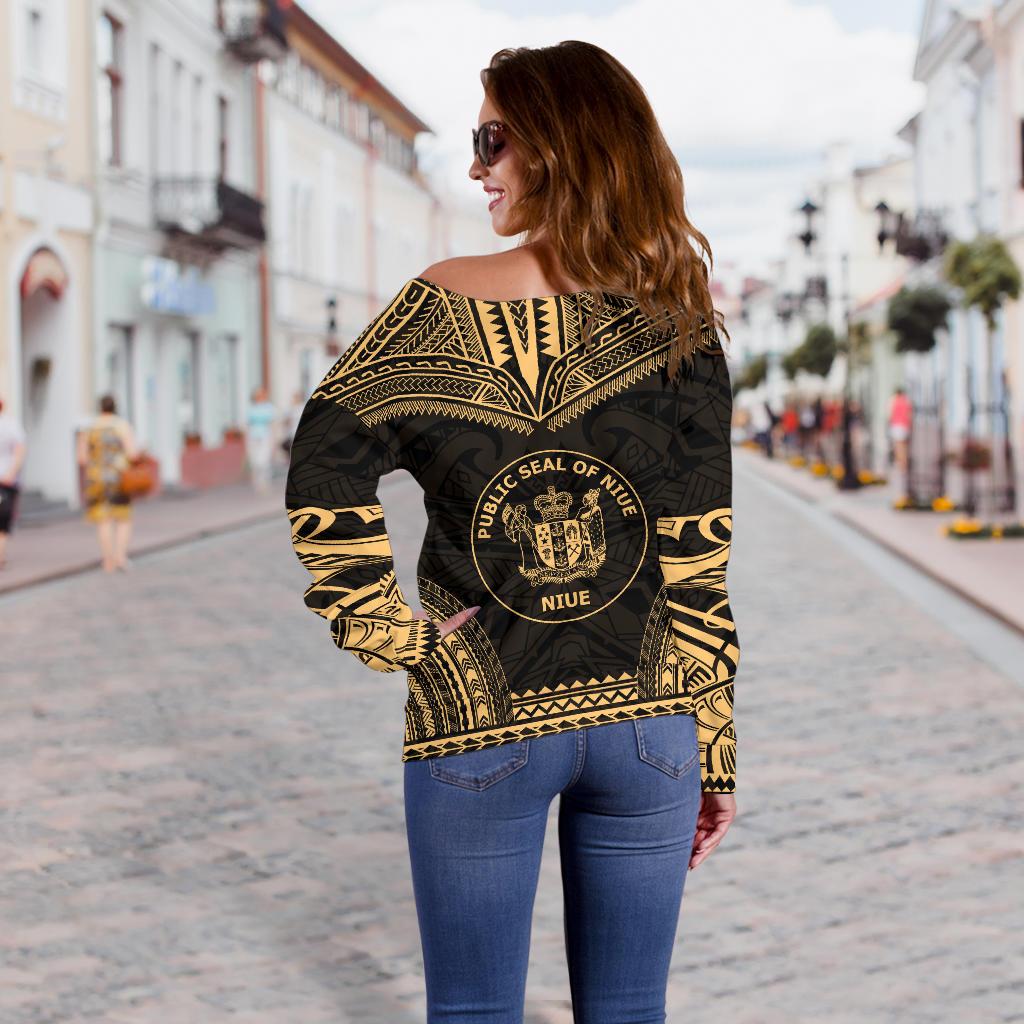 Niue Polynesian Chief Custom Personalised Women's Off Shoulder Sweater - Gold Version - Polynesian Pride