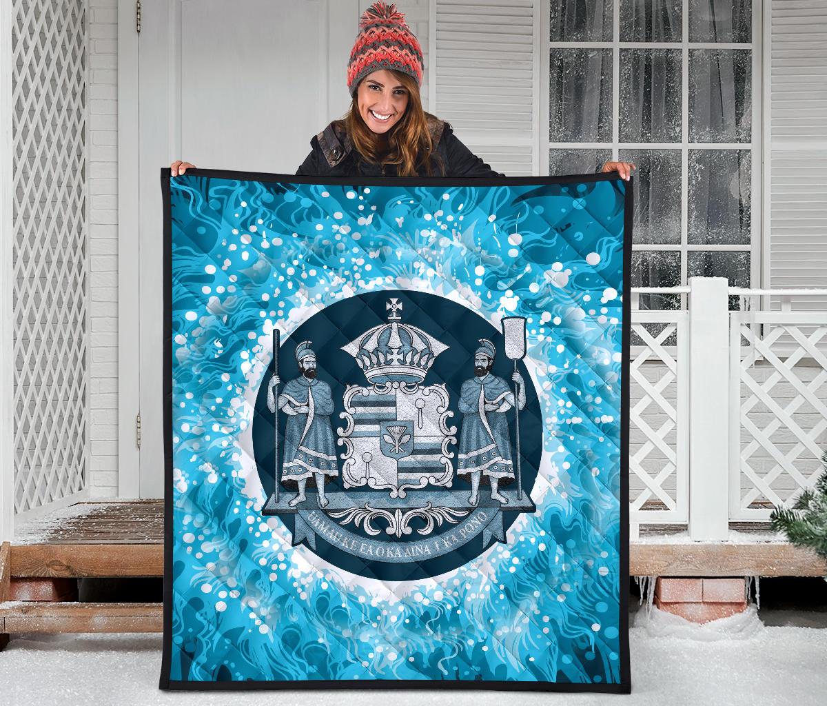 Hawaii Coat Of Arms Premium Quilt Discrete Style - Polynesian Pride