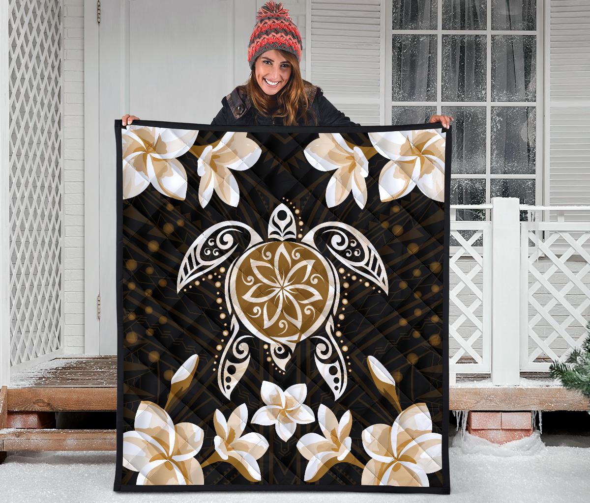 Hawaiian Gold Turtle Plumeria Quilt - Polynesian Pride