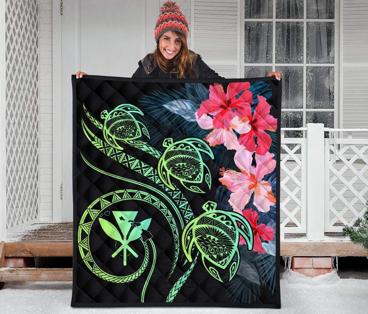 Hawaii Turtle Polynesian Tropical Premium Quilt - Cora Style Yellow - Polynesian Pride