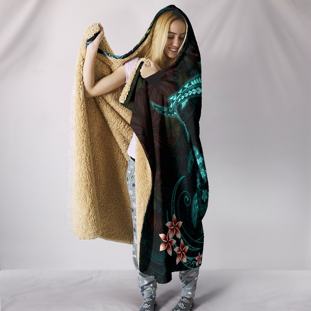Polynesian Hooded Blanket Turtle And Shark - Hibiscus Turquoise - Polynesian Pride