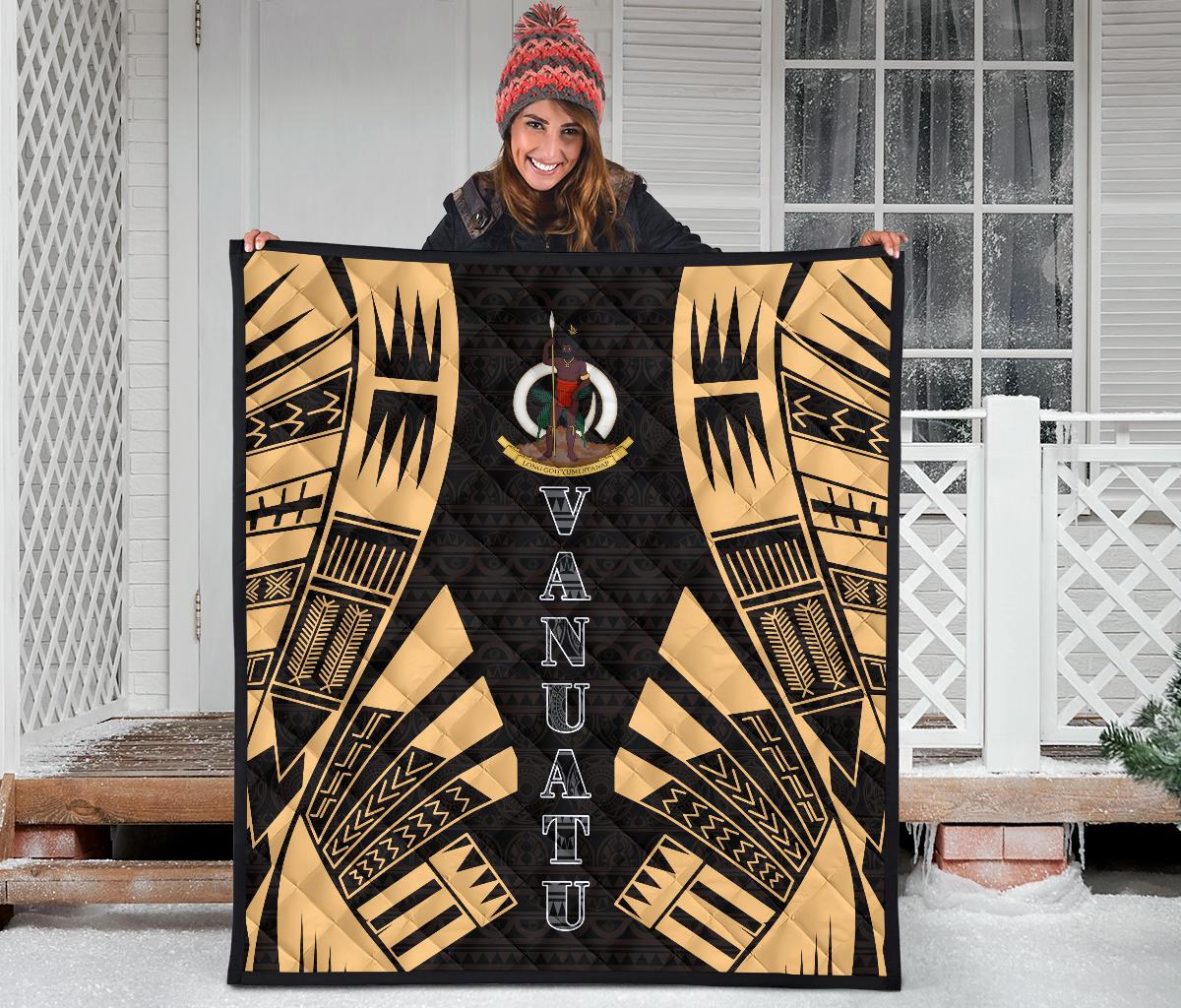 Vanuatu Premium Quilt - Vanuatu Coat Of Arms Polynesian Gold Tattoo - Polynesian Pride