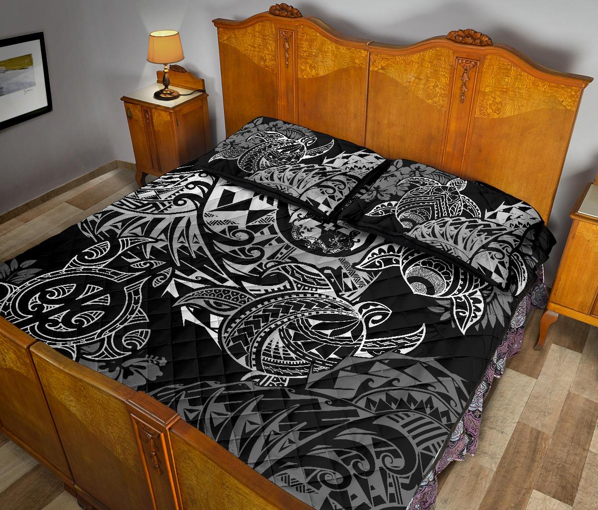 Tonga Polynesian Quilt Bed Set - White Turtle Flowing - Polynesian Pride