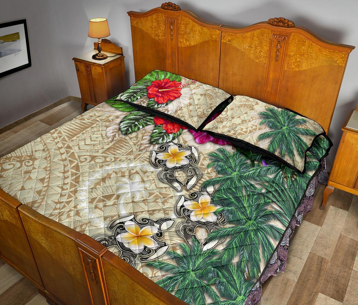 Chuuk Polynesian Quilt Bed Set - Hibiscus Turtle Tattoo Beige - Polynesian Pride