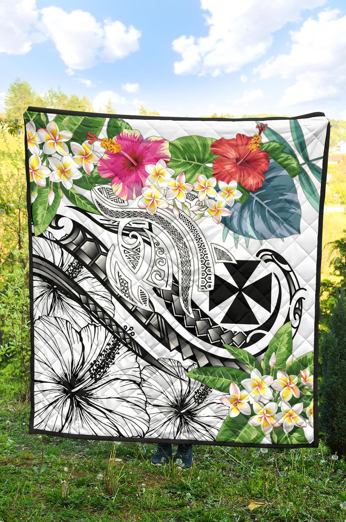 Wallis and Futuna Polynesian Premium Quilt - Summer Plumeria (White) - Polynesian Pride