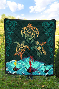 Hawaii Map Turtle Hibiscus Polynesian Luxury Premium Quilt - Honu Ohana - Polynesian Pride