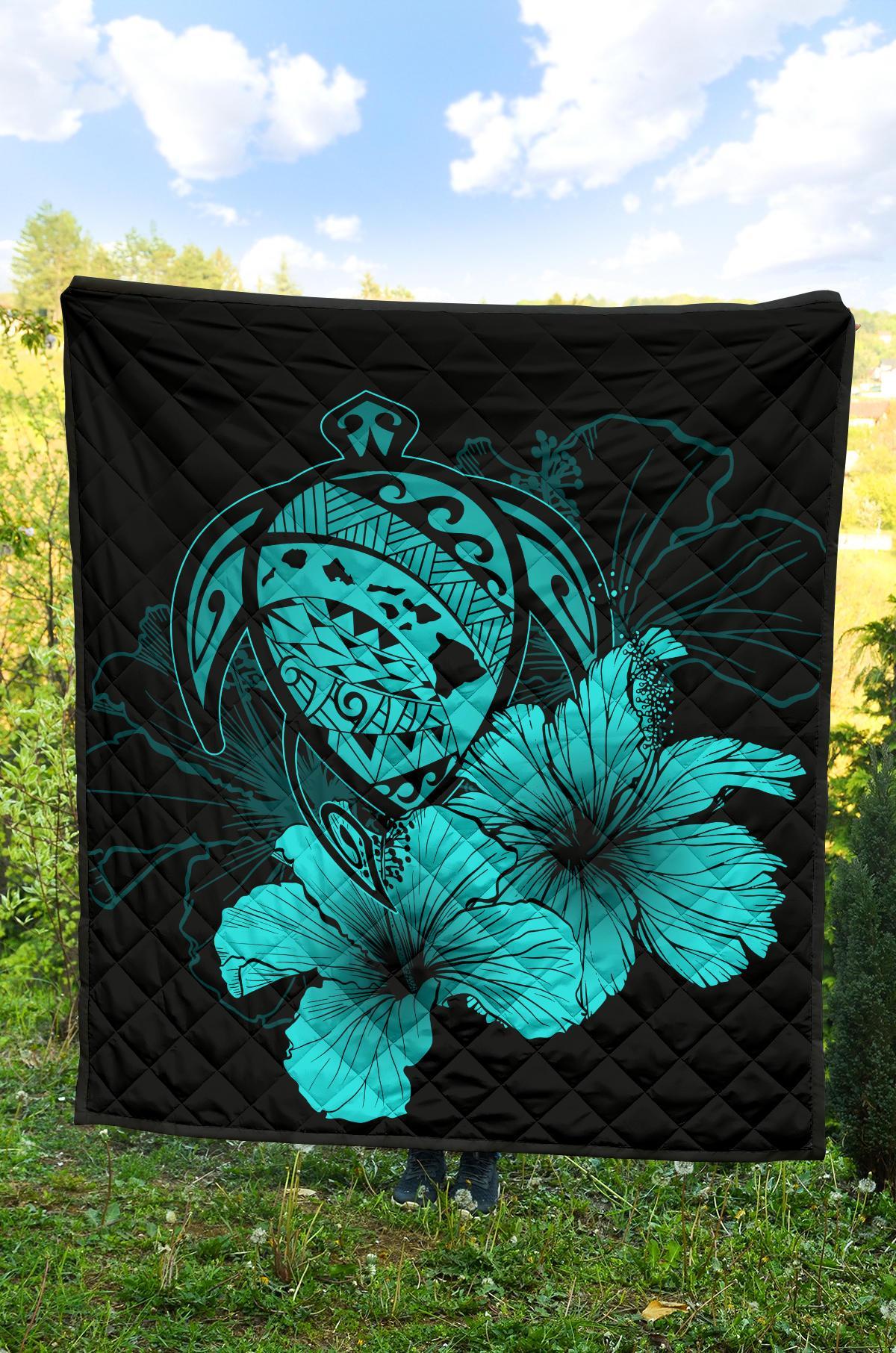 Hawaii Hibiscus Premium Quilt - Turtle Map - Turquoise - Polynesian Pride