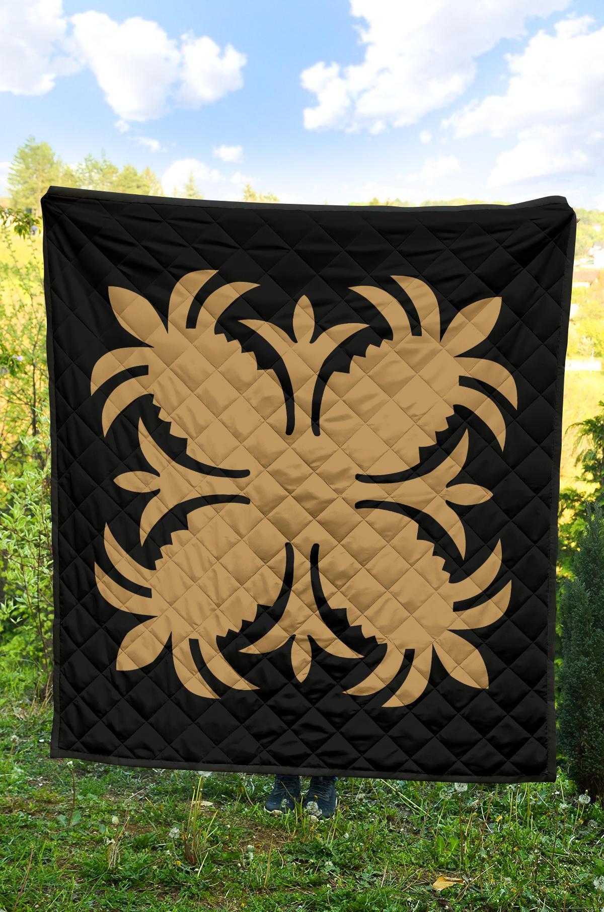 Hawaiian Premium Quilt Royal Pattern - Black And Gold - A2 Style - AH J2 - Polynesian Pride