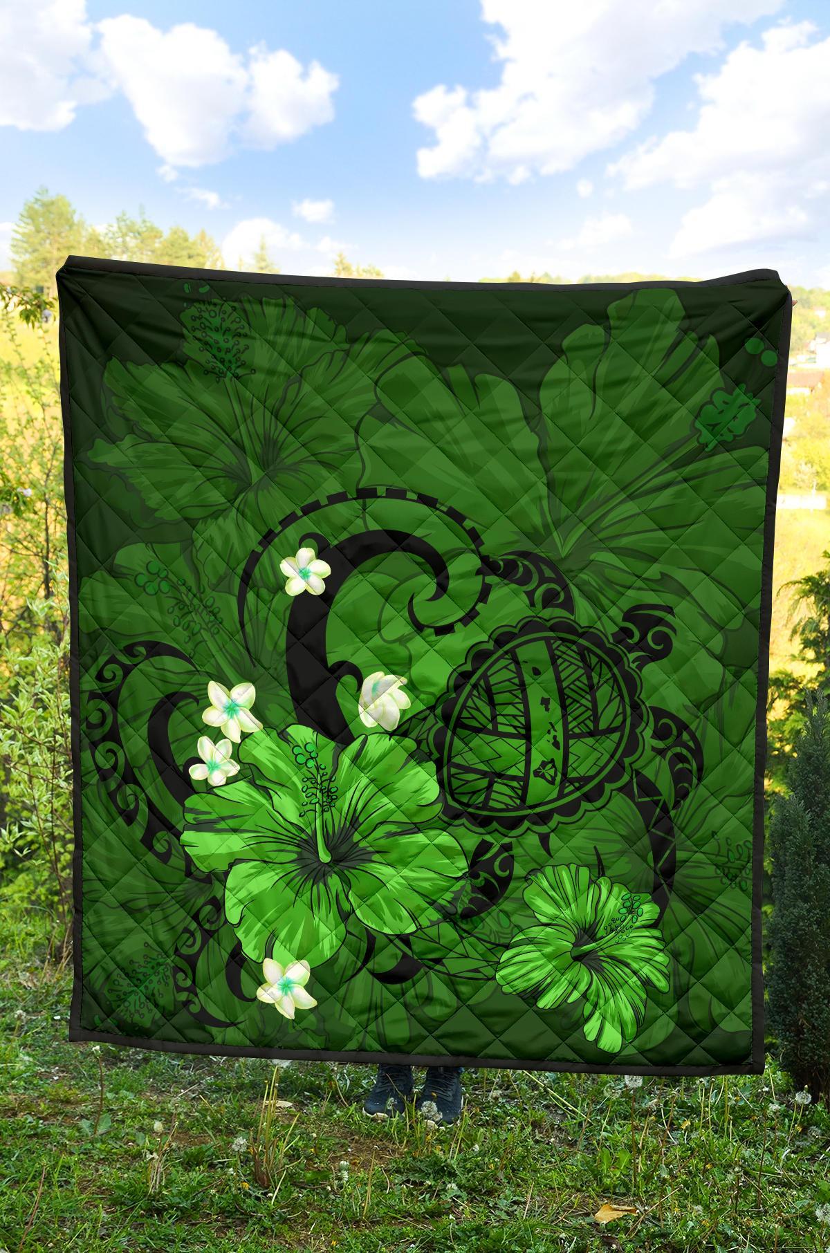 Hawaii Turtle Poly Tribal Green Premium Quilt - Polynesian Pride