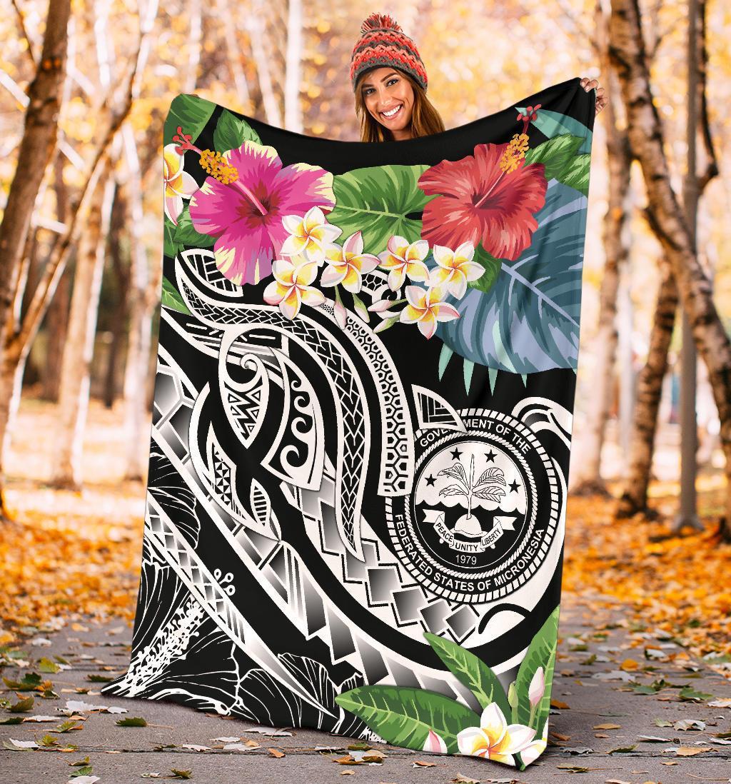 FSM Polynesian Premium Blanket - Summer Plumeria (Black) - Polynesian Pride