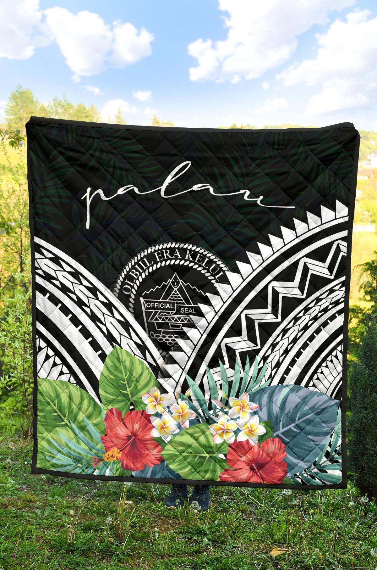 Palau Premium Quilt - Palau Coat of Arms & Polynesian Tropical Flowers White - Polynesian Pride