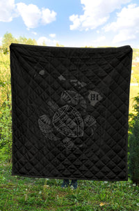 Hawaii Turtle Hibicus Map Premium Quilt - Grey - Polynesian Pride