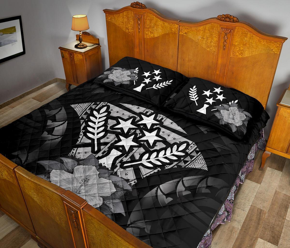 Kosrae Polynesian Quilt Bed Set Hibiscus Gray - Polynesian Pride