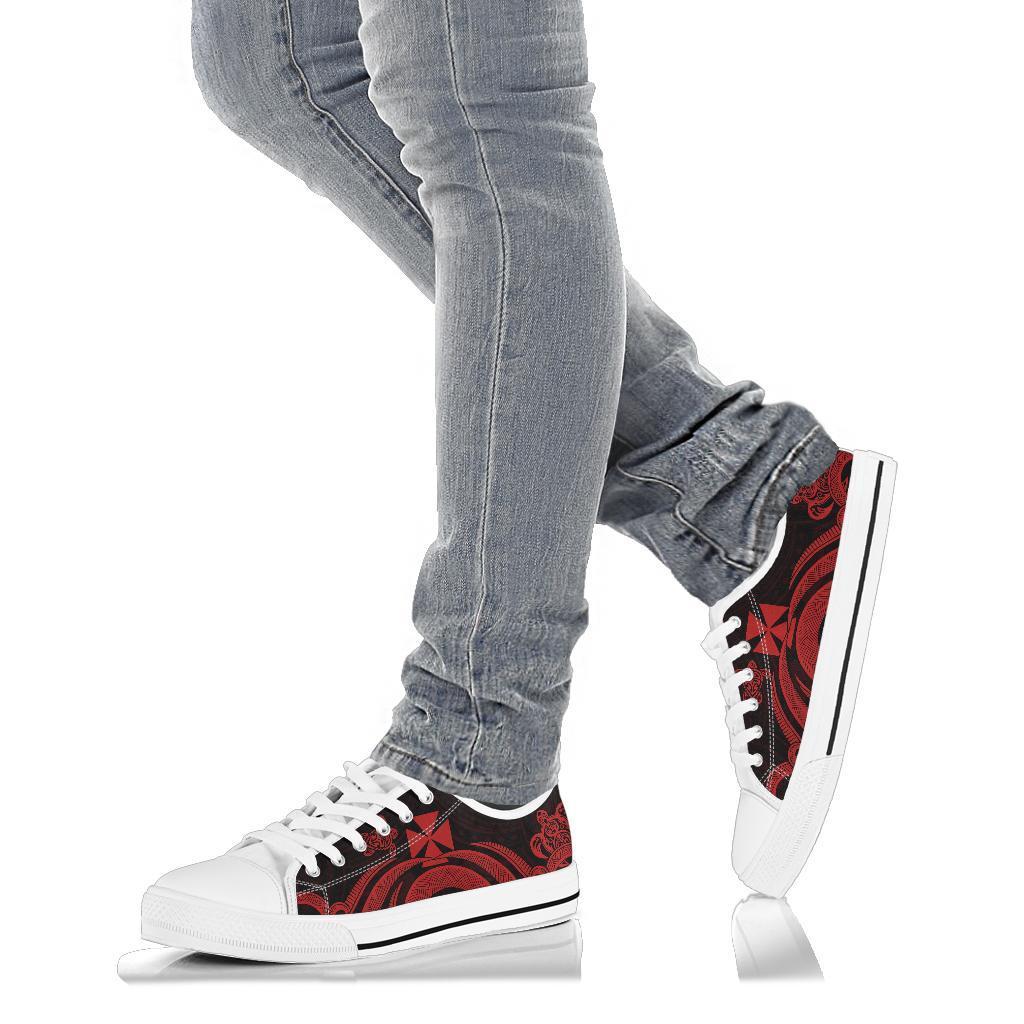 Wallis and Futuna Low Top Canvas Shoes - Red Tentacle Turtle - Polynesian Pride