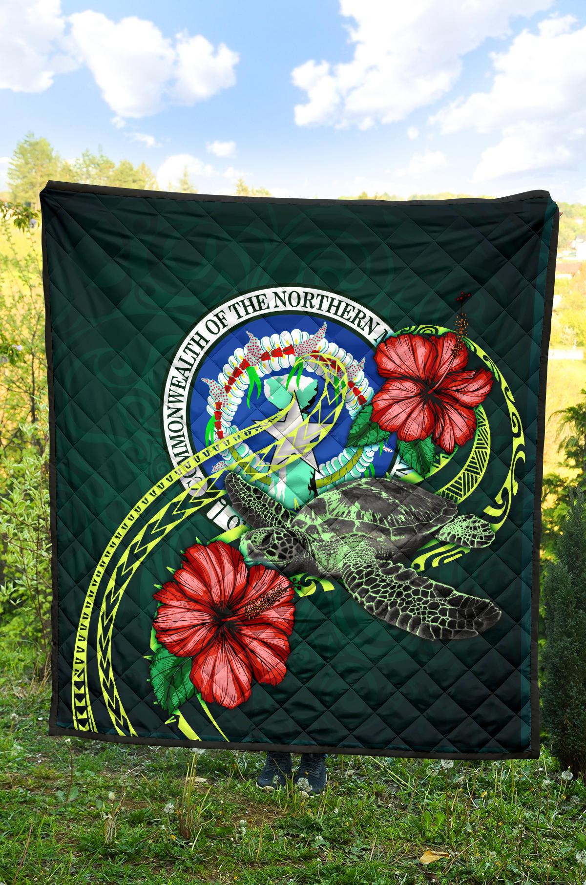 Northern Mariana Islands Polynesian Premium Quilt - Green Turtle Hibiscus - Polynesian Pride